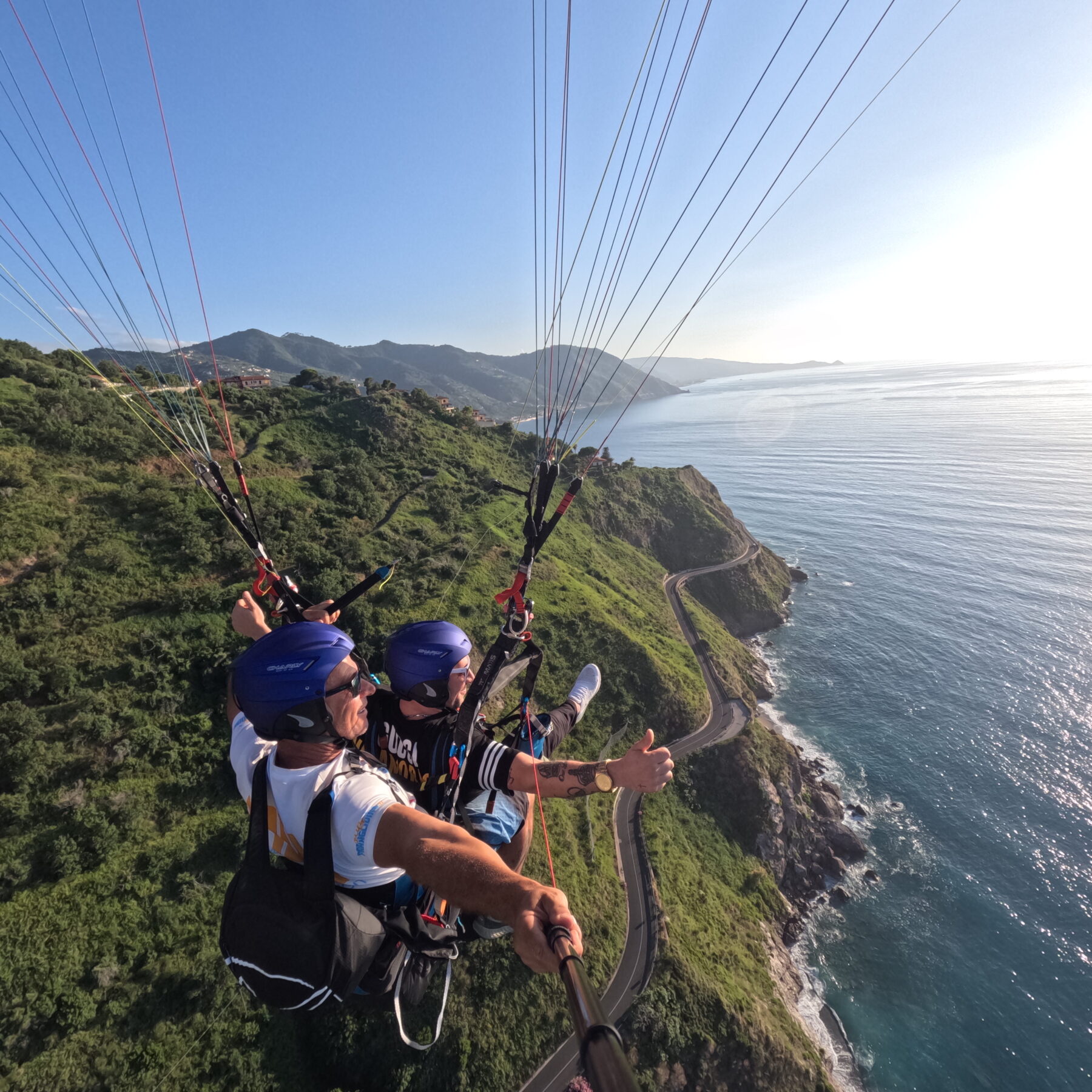 Volo in parapendio a Patti (Gioiosa Marea, Capo Calavà) [VOUCHER]